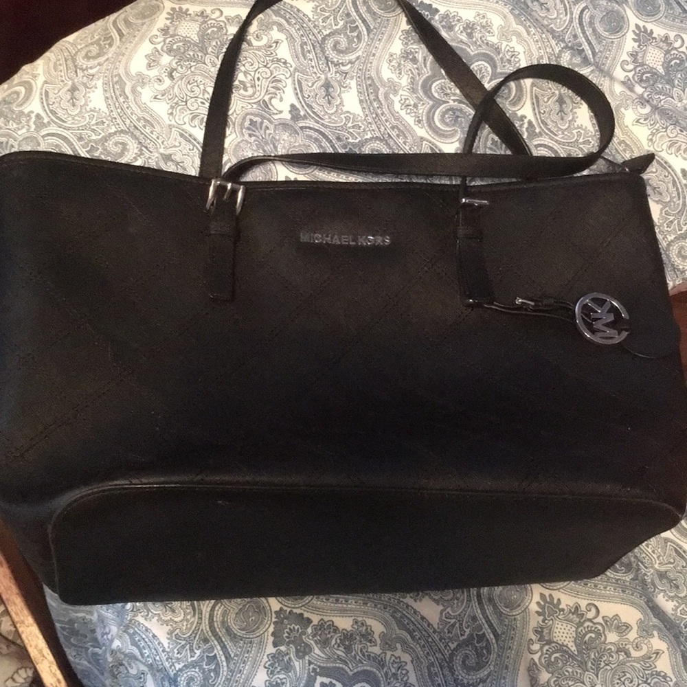 Micheal Kors bag